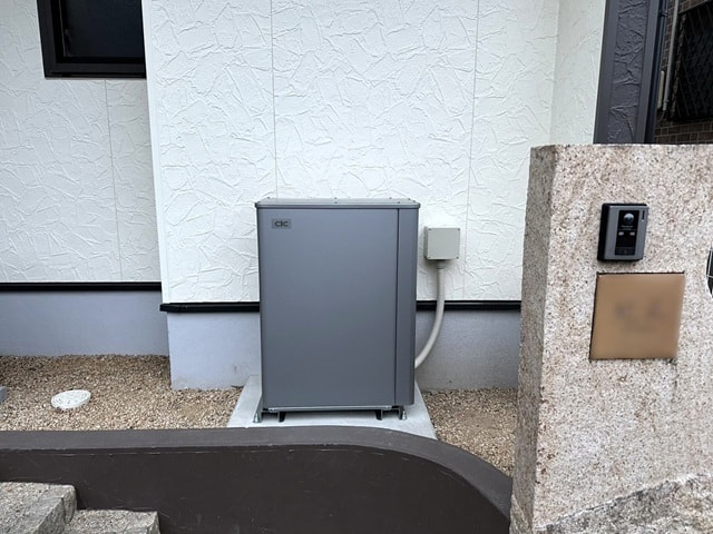 蓄電池の施工事例